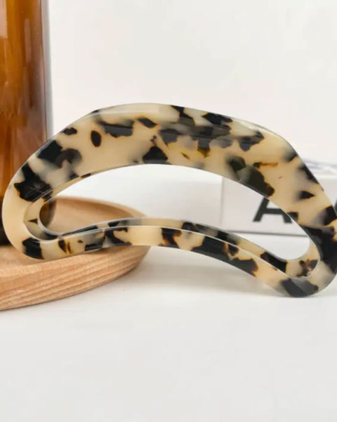 Hollow Claw Clip