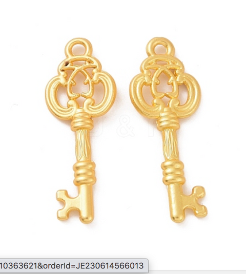 Vintage Key Charm