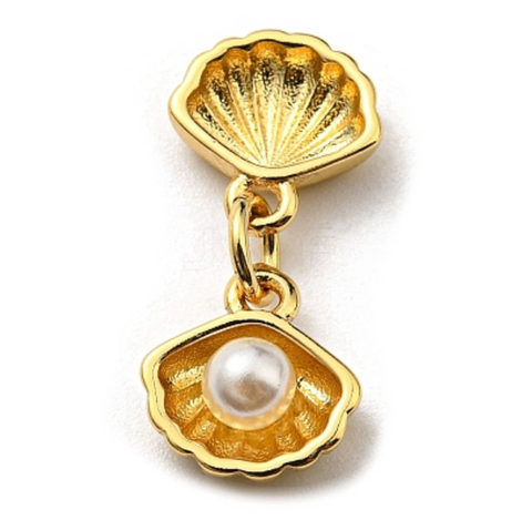 Clamshell Pearl Charm