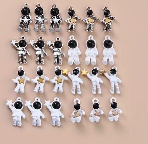 Misc Random Astronaut Charm