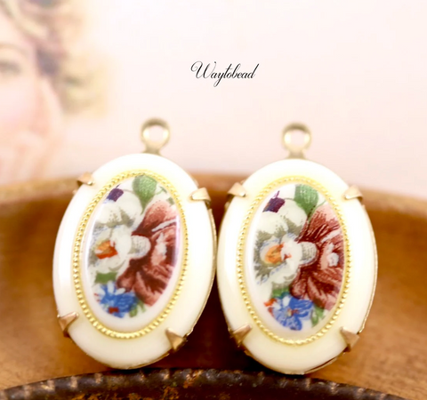 Floral Cameo Charm