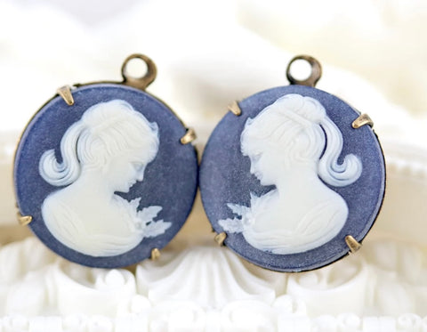 Circle Blue Cameo Charm