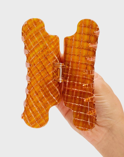 Nimbus Claw in Caramel Plaid