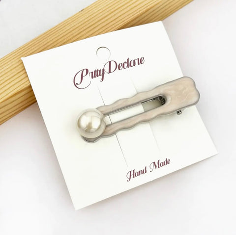 Pearl Duckbill Hair Clip
