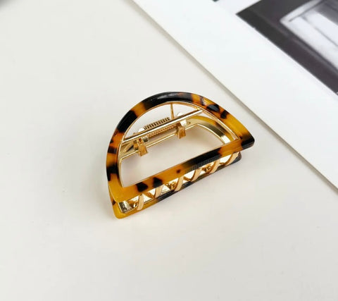 Half circle Hair claw Clip-options
