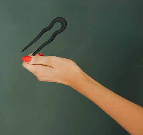 Wavy U-Shaped Hair Fork