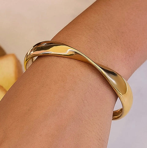 Fioren Gold Sleek Twist Cuff Bracelet