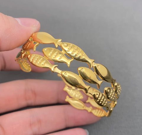 Shoal of Fish Cuff