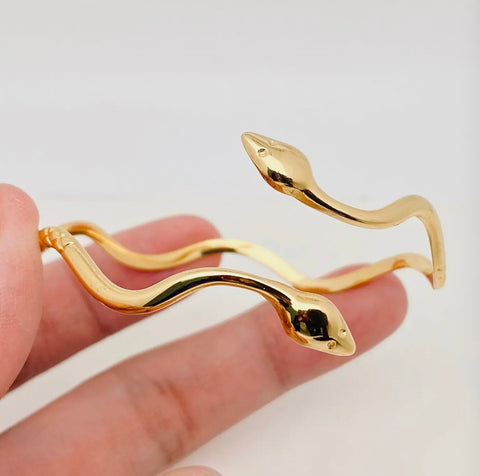 Wave Double Headed Snake Bangle