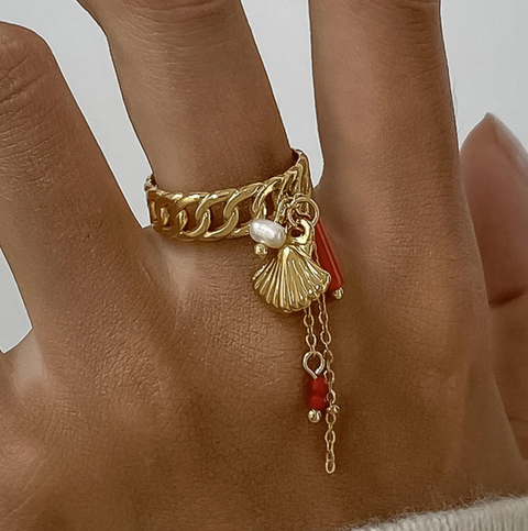 Gold Shell Dangle Chain Ring