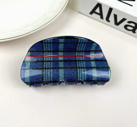 Semicircular Plaid Hair Clip