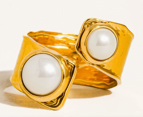 Pearl Abstract Ring