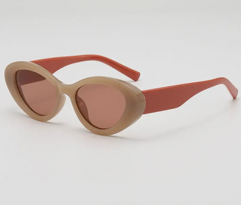 Small Frame Cat-Eye Sunglasses
