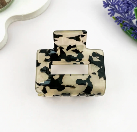 Minimal Hollow Square Simple Hair Claw Clip