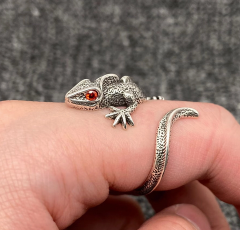 Vintage Red-Eyed Lizard Adjustable Ring