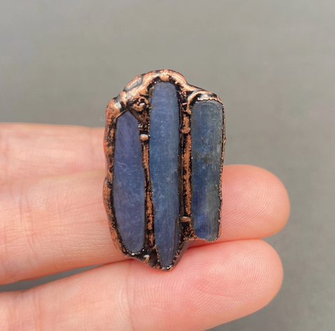Three Kyanite Natural Stone Adjustable Ring