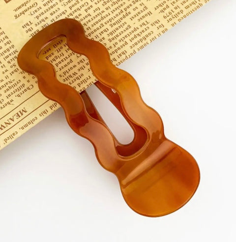 Wavy Minimalist Alligator Barrette, U-Shaped Side Hair Clip