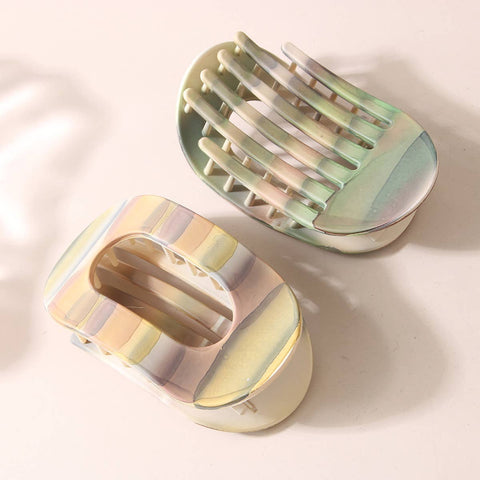 Frosted Oval Striped Hair Claw