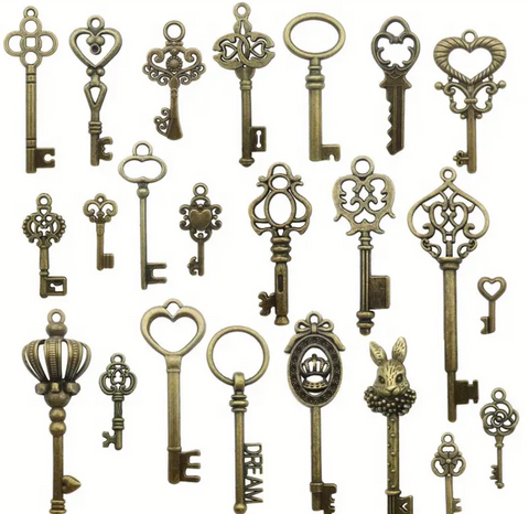 Assorted Vintage Keys Random