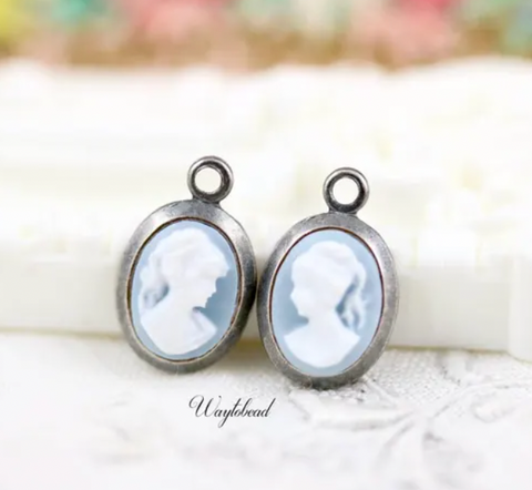Vintage Blue/silver Cameo Charm