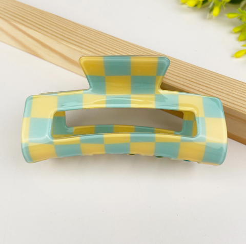 Checkered Simple Claw Clip - Color Options