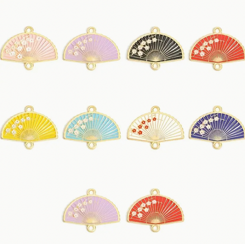 Misc Random Color Fan Charm