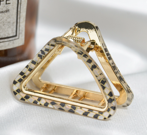 Minimalist Triangular Claw Clip
