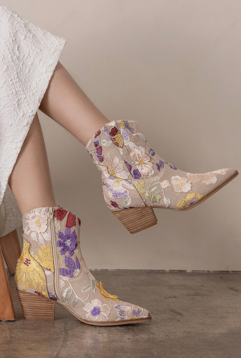 The Wanda | Taupe Floral Applique Western Boot