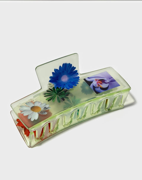 Box Claw in Flower Power