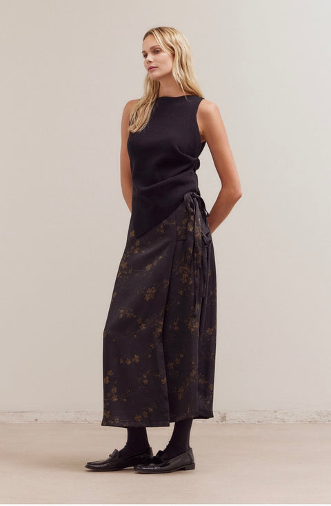 Asymmetrical Side Shirring  Knit Tank Top