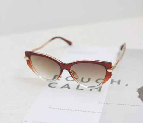 Retro Cat-Eye Sunglasses with Gold Accents