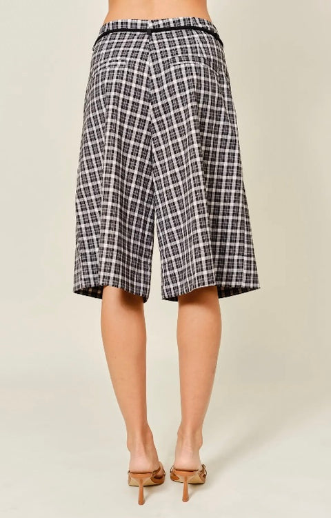 Plaid Wide Leg Bermuda