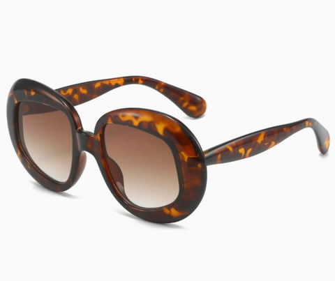 Contrasting Oval Irregular Frame Sunglasses- options