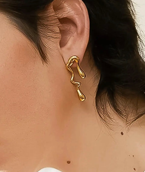 Roma Gold  Mismatch Melted Earring