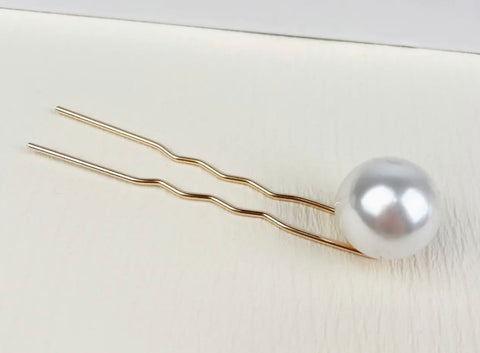 Elegant Pearl Hairpin