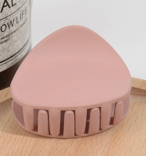 Small Irregular Circle Matte Claw Clip