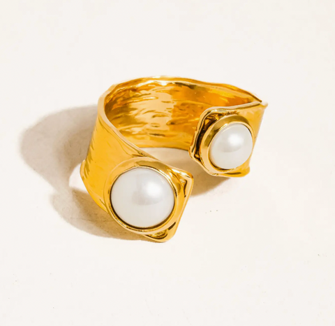 Pearl Abstract Ring