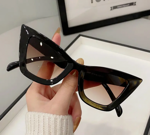 Large Cat Eye Sunglasses