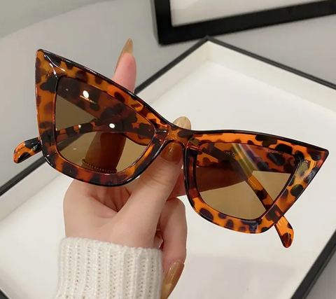 Large Cat Eye Sunglasses