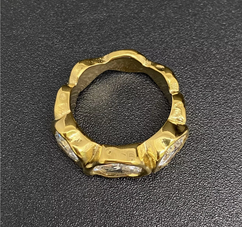 Sparkling Zircon Inlaid 18K Gold Plated Ring