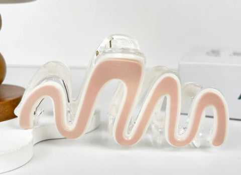 Squiggle Wavy Claw Clip
